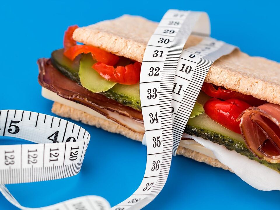 sendvič a centimeter pre diétu 6 okvetných lístkov