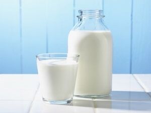 Kefír je užitočný fermentovaný mliečny výrobok, ktorý podporuje chudnutie